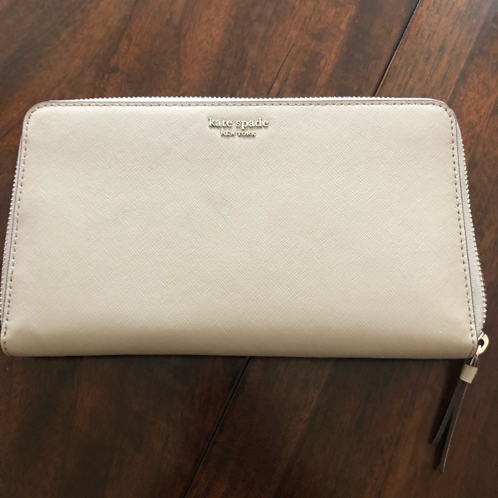 🔥 today only🔥 Kate Spade Wallet NWT